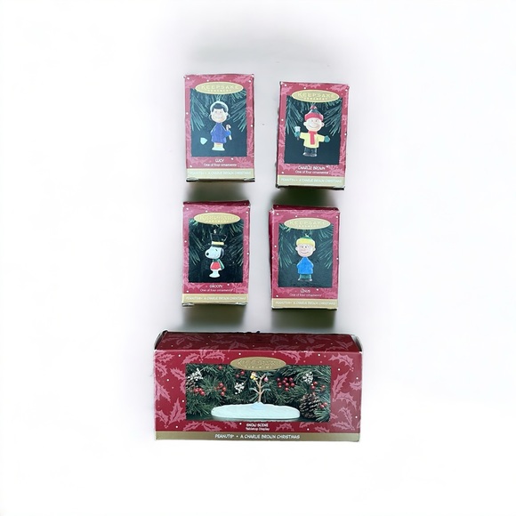 **SOLD**Vintage 1995 Vintage Peanuts NWT Christmas Ornament/Display Complete Set - Picture 2 of 5